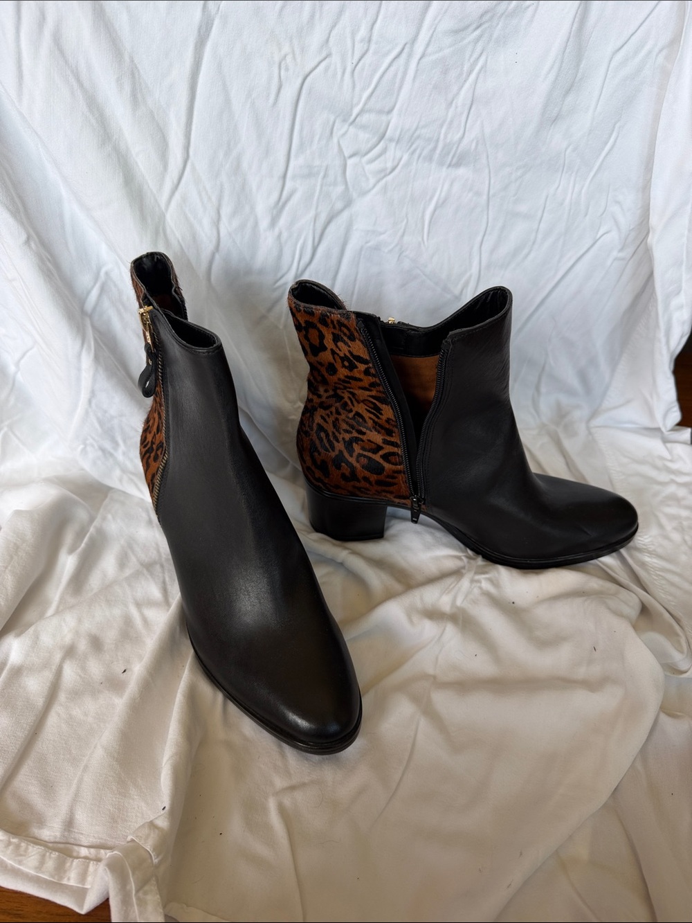 Naturalizer Black Leather Ankle Boots with Leopard Heel Panel